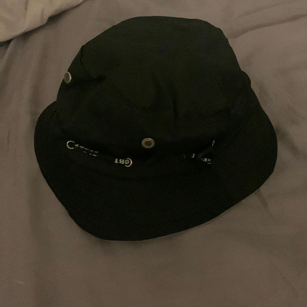 Black bucket hat with adjustable strings